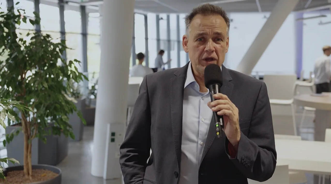 Der Immigrant im Computerland